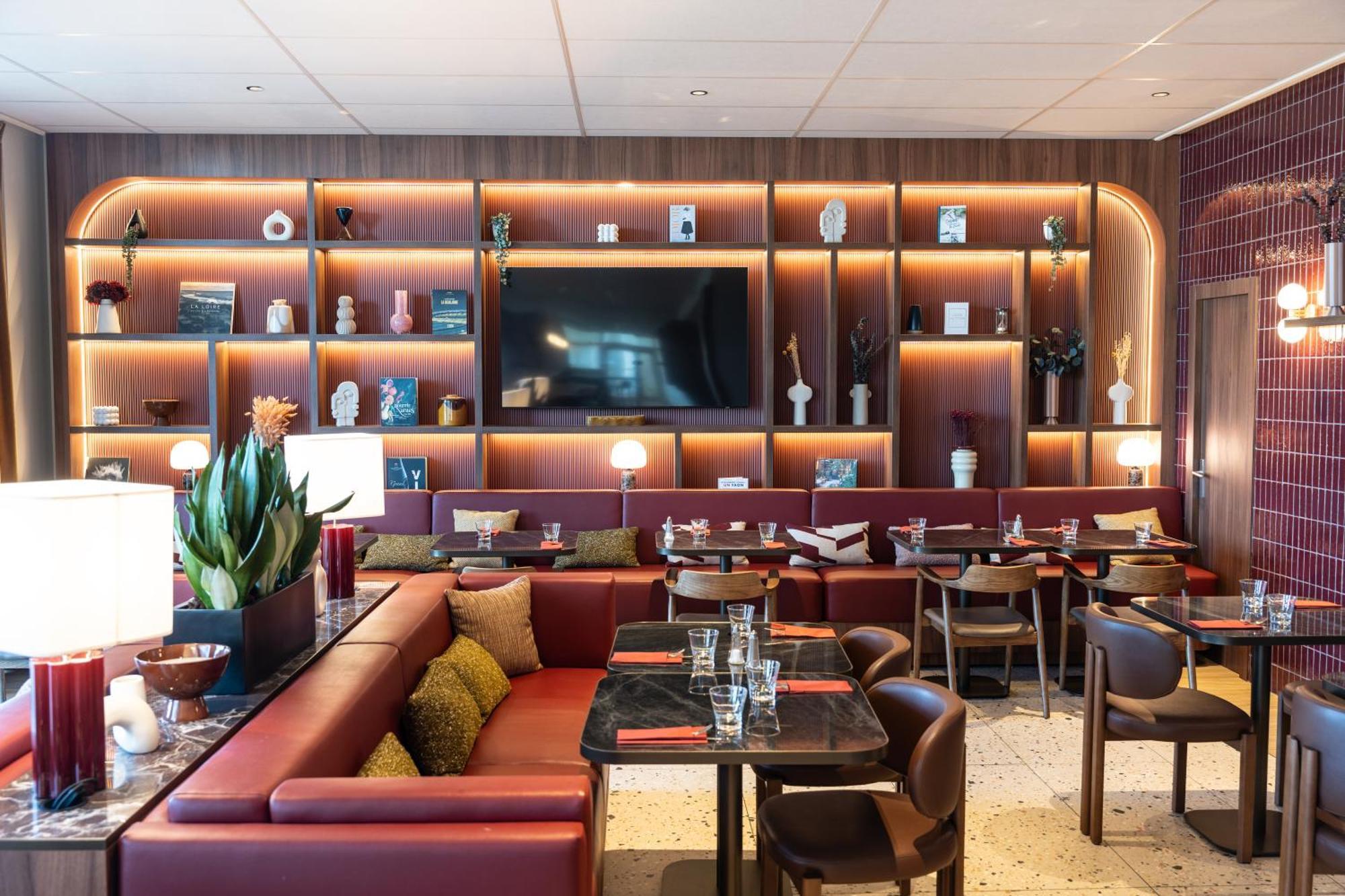 Novotel Nantes Centre Bord De Loire Kültér fotó