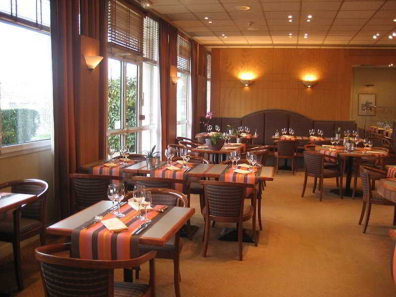 Novotel Nantes Centre Bord De Loire Kültér fotó